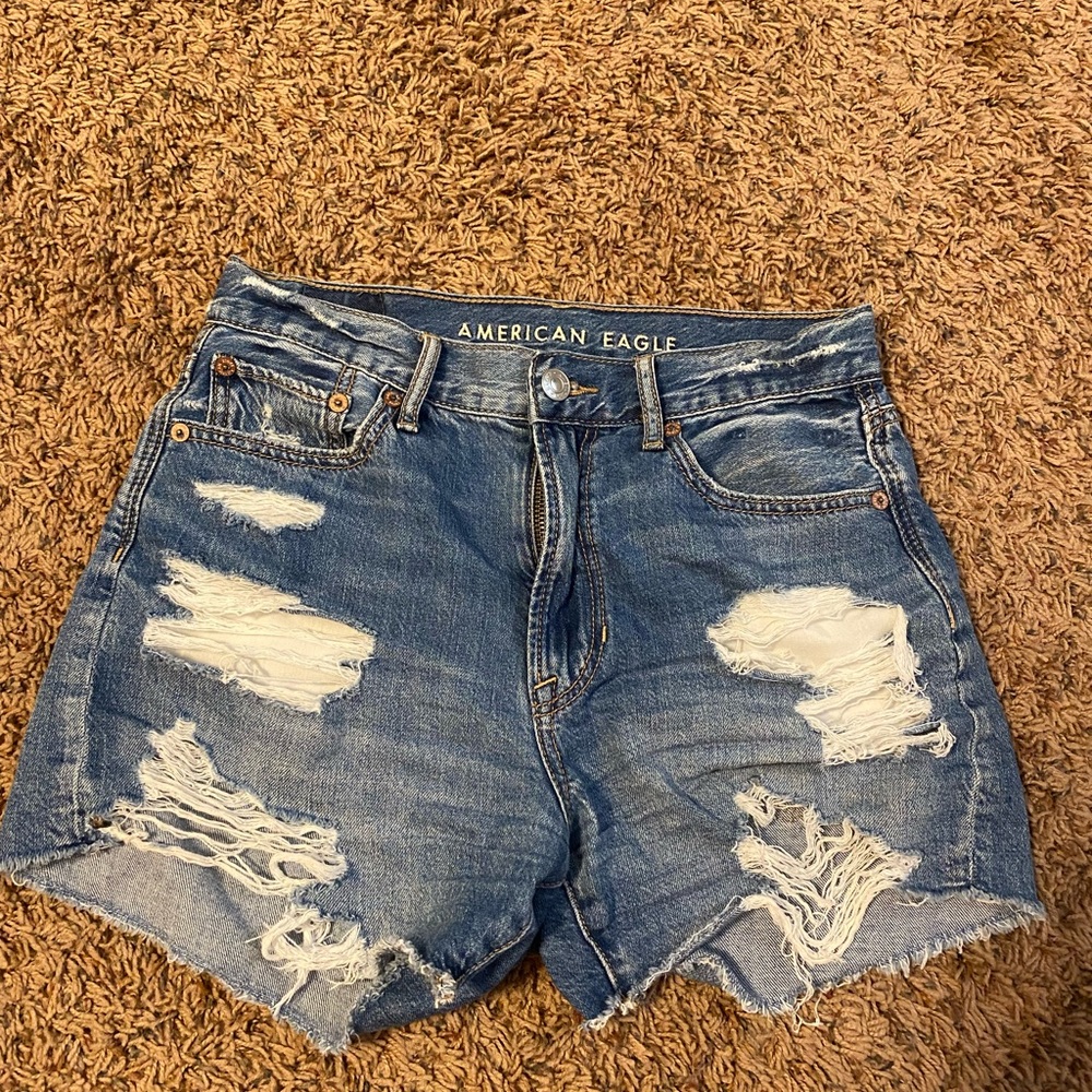 American eagle ripped shorts
